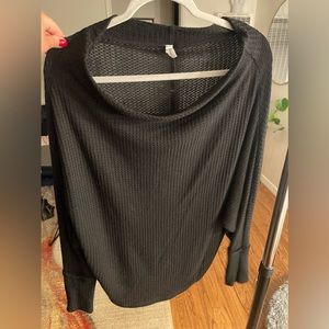 Black shirt long sleeve